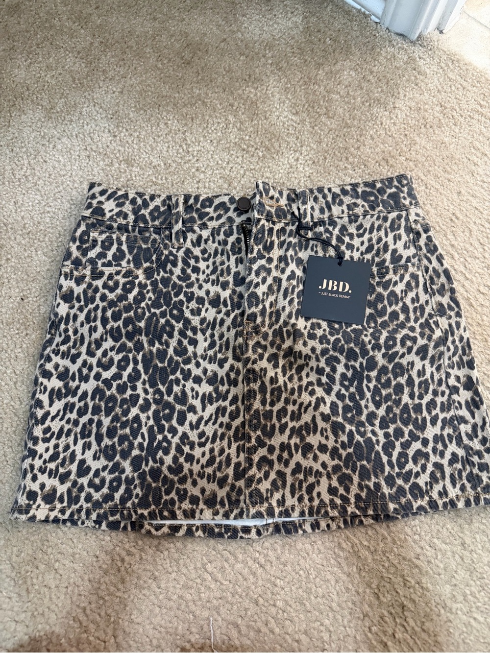 American threads cheetah denim skirt
